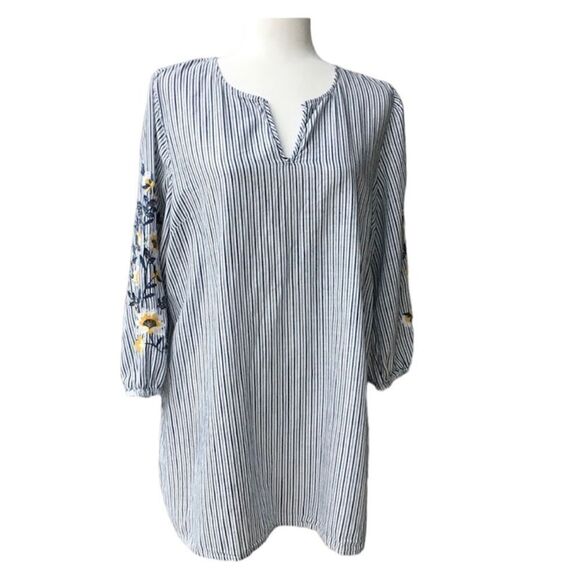 ✨ J.Jill Embroidered 3/4-Sleeve Tunic✨ - Picture 6 of 9